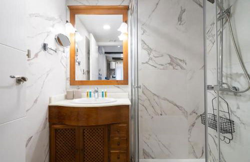 Charming San Isidro - Photo 7