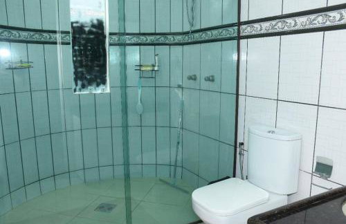 Aconchegante Quarto com Piscina - Foto 32
