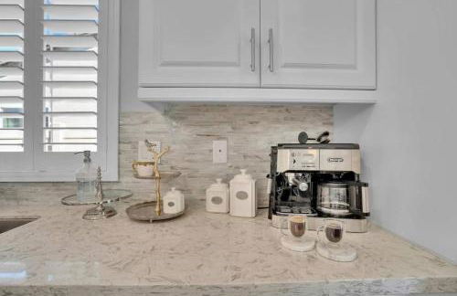 5Br3B Pool, 2mi to Fstvals, EV Chrgr, Gym, Games - Photo 30