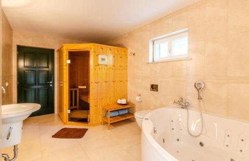 Nice Home In Blato With Kitchen - Foto 38