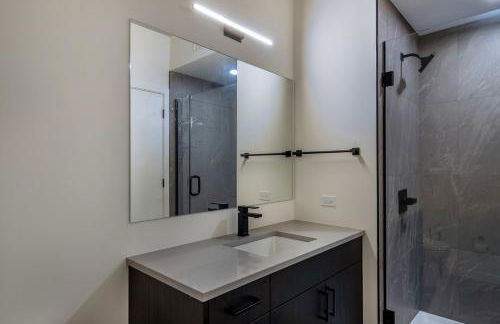 River North 1br w gym sky terrace yoga studio CHI-1033 - Foto 22