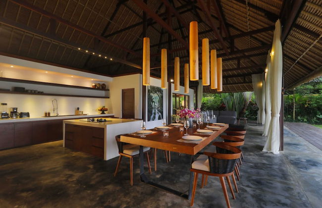 Luxury Jungle Villa, 3 BR, Ubud With Staff - Foto 74
