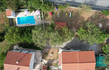 House Runjic w pool large garden and playground - Foto 18