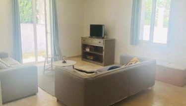 La Maison d à côté 8 à 10 personnes - Photo 5