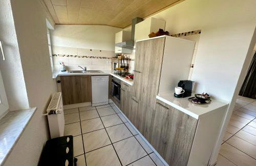 Familie oder beruflich - Dachterasse - gemütlich - Küche - Nähe Flughafen - Foto 5