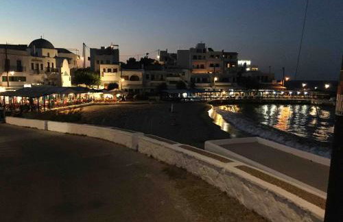 Cozy Studio in Beautiful Apollonas Beach Naxos - Photo 16