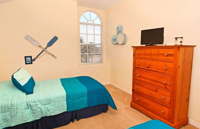 Peacful Surroundings Pool/spa Games Room! 5 Bedroom Villa by RedAwning - Foto 10