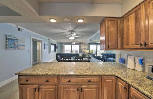 PCB Condo with Community Perks and Beach Access - Foto 9