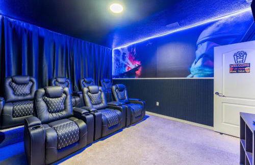 Luxury 8BR Villa with Pool, Spa, Theater & Game Room near Disney - Foto 2