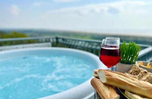 The Mermaids Watch Pendine DOG FRIENDLY with Cymru Holidays - Photo 8