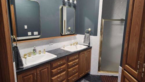 Luxury Family 5BR Lakefront private boat launch - Foto 5