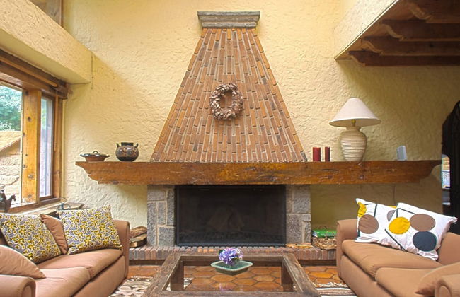 Country House In The Woods With River - Foto 11