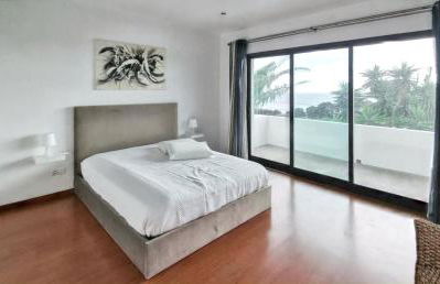 Exceptional villa in Vila Franca Do Campo with private pool - Photo 26