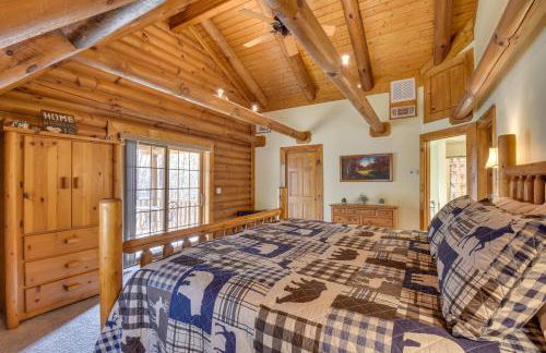 Family Getaway Georgia Cabin with Outdoor Hot Tub - Foto 18