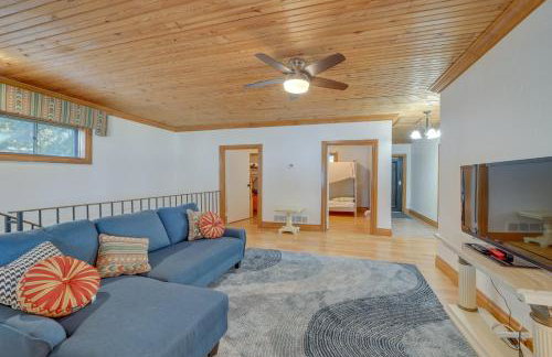 Lakefront Eufaula Escape with Dock and Private Beach! - Foto 17