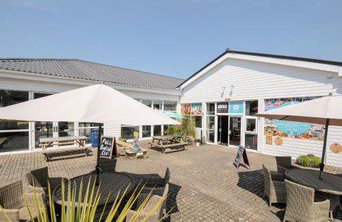 'Poolside' 66 Atlantic Reach - Foto 30