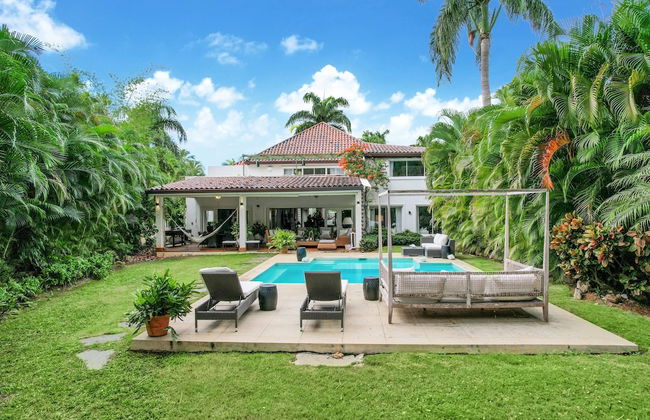 Cozy Private Family Villa at Casa de Campo Pool BBQ Golf Cart - Photo 43