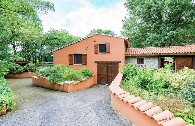 Cosy and Snug Holiday Home With Joint Swimming Pool - Foto 1