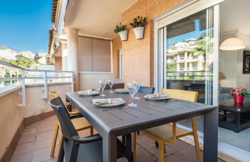 Seaside stay with large terrace, pool & parking REMS - Foto 3