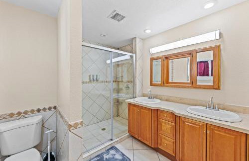 Spacious Desert Getaway! - Photo 28