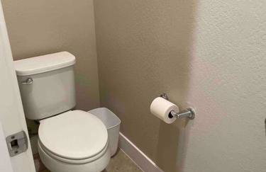 Family friendly 4-bdrm 3.5 bath w guest suite - Foto 7