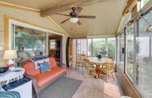 Lakefront Cottage with Deck Near Indiana Beach! - Foto 22