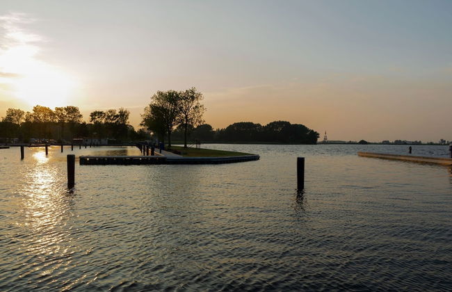 Houseboat Sneekermeer With Garden and Views - Foto 20