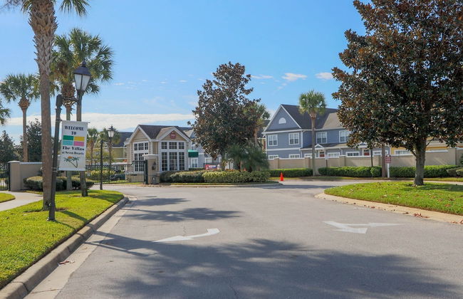 Near Theme Parks! Gorgeous 3 BR Town Home, Splash Park, Pool, Lake, And More! - Foto 45