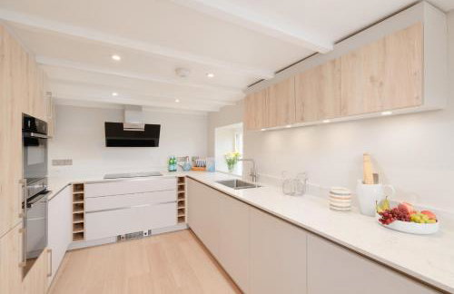 Bosistow Farmhouse - Photo 12