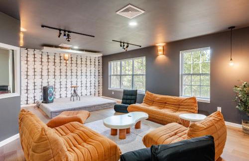 The Hangout Haven - Theater, Hot tub, Pickleball, Ping pong, Firepit - Foto 3