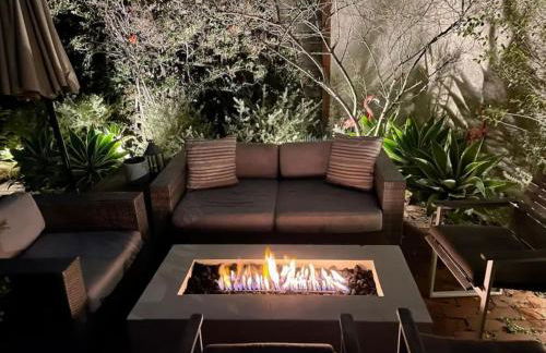 Chic Beach Bungalow 3 Blocks from the Sand - Foto 24