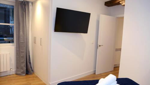 Piso de 3 habitaciones frente a la Catedral - Foto 2