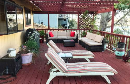 Spacious Kelseyville Home with Large Lakefront Deck! - Foto 31