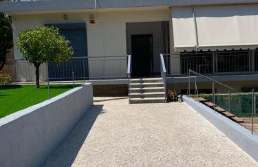 Billy & Andrianna Villa Lagonisi - Foto 2