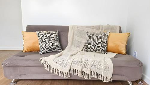 Varanda ensolarada a alguns passos do mar - Foto 3