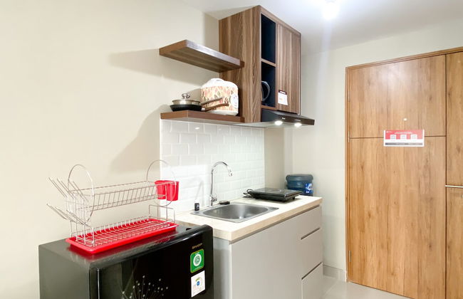 Cozy Stay Studio Apartment at LRT City Jatibening - Foto 6