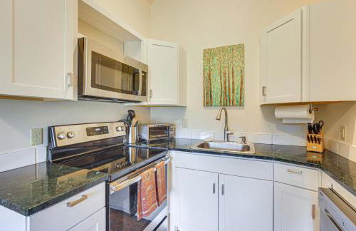 Romantic, Secluded Vermont Getaway with Hot Tub - Foto 4