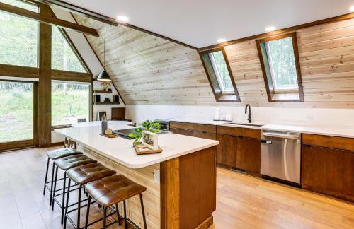 1 Mi to Resort Beach Alpine Lake A-Frame! - Foto 9