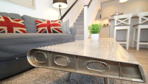 Lovely house overlooking field with woodland walks - Foto 4