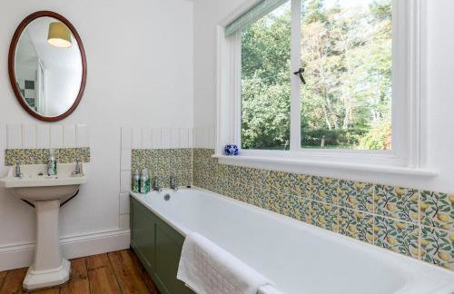 Large family home based at Westerlands Farm - Photo 34