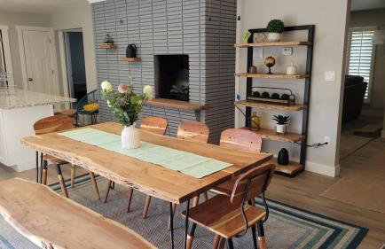 Updated 4-bedroom home centrally located - Foto 4