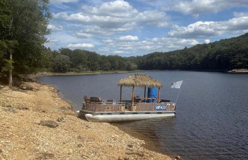 Hike, Ski and Relax Renovated Retreat in Wilmington - Foto 41