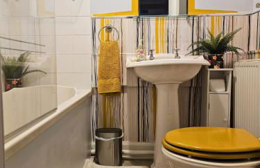 The Ferns - Modern Apartment With Parking & Shared Garden - Foto 28