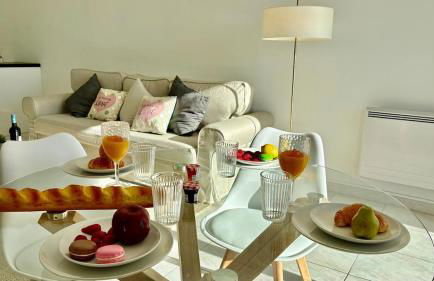 Juana YourHostHelper - Photo 23