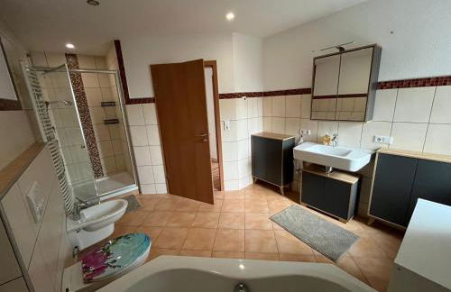 Modernes Boardinghouse mit Garten und Terrasse in Offenburg-Bohlsbach - Foto 9