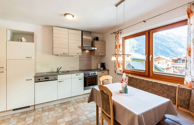 Nice Apartment in Umhausen With a Terrace - Foto 2