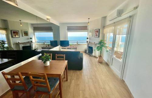 GATU Casa Muse junto a la playa, vista al mar, aire acc, terraza, wifi y chimenea " Preferente mayores de 21 años y familias " - Foto 13