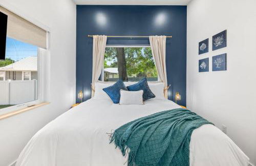 New-Dog Friendly,Hot Tub, Fire-pit, 1 mile to DTWN - Foto 10