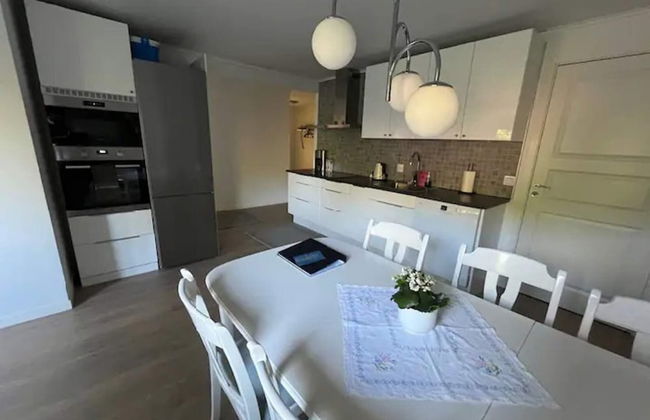 5 Star Holiday Home in Mollosund - Foto 10