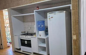 Apto espaçoso, portaria com segurança 24 horas, 2 vagas de estacionamento coberto, piscina adulto e infantil, 2 quadras da praia, próximo ao Crocobeach e Chico do Caranguejo, UPA, supermercado e shopping Rio Mar - Foto 1